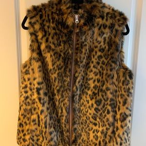 Faux fur leopard vest.